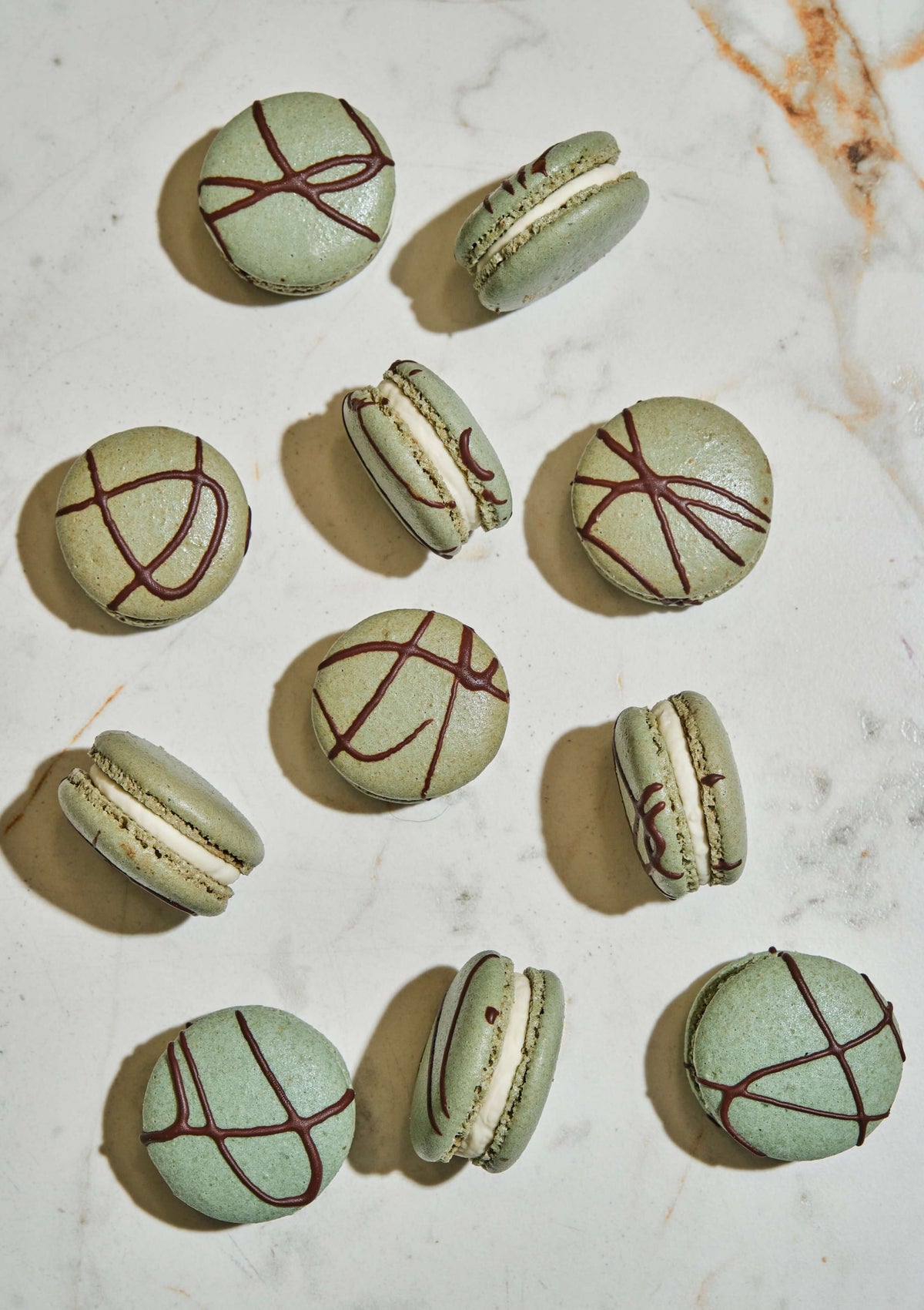 AFTER EIGHT MAKARON