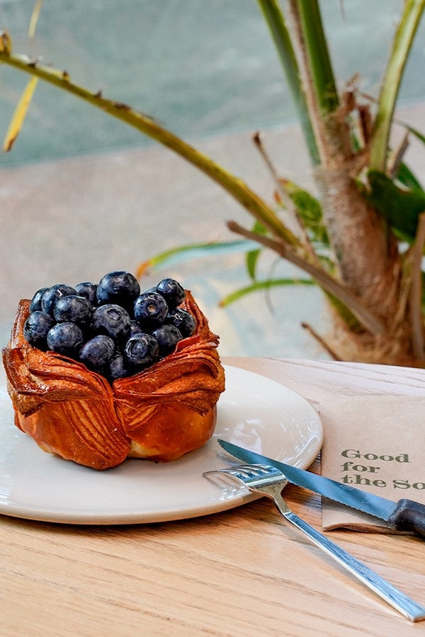 BLUEBERRY DANISH – YABAN MERSİNLİ DANISH KRUVASAN