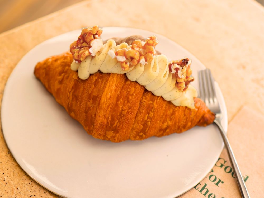 Popcorn Croissant