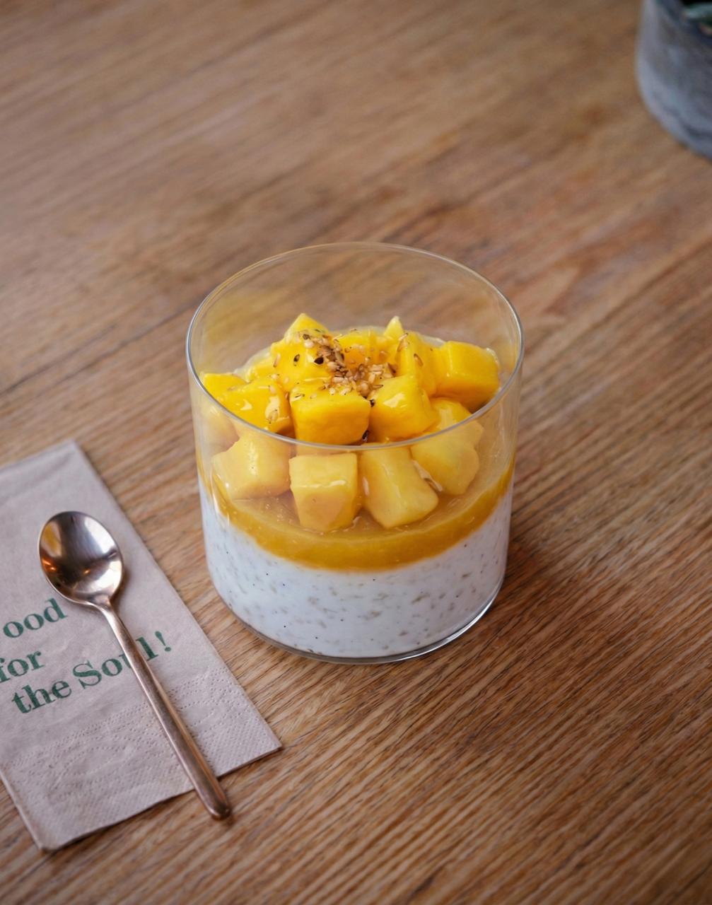 MANGO STICKY RICE