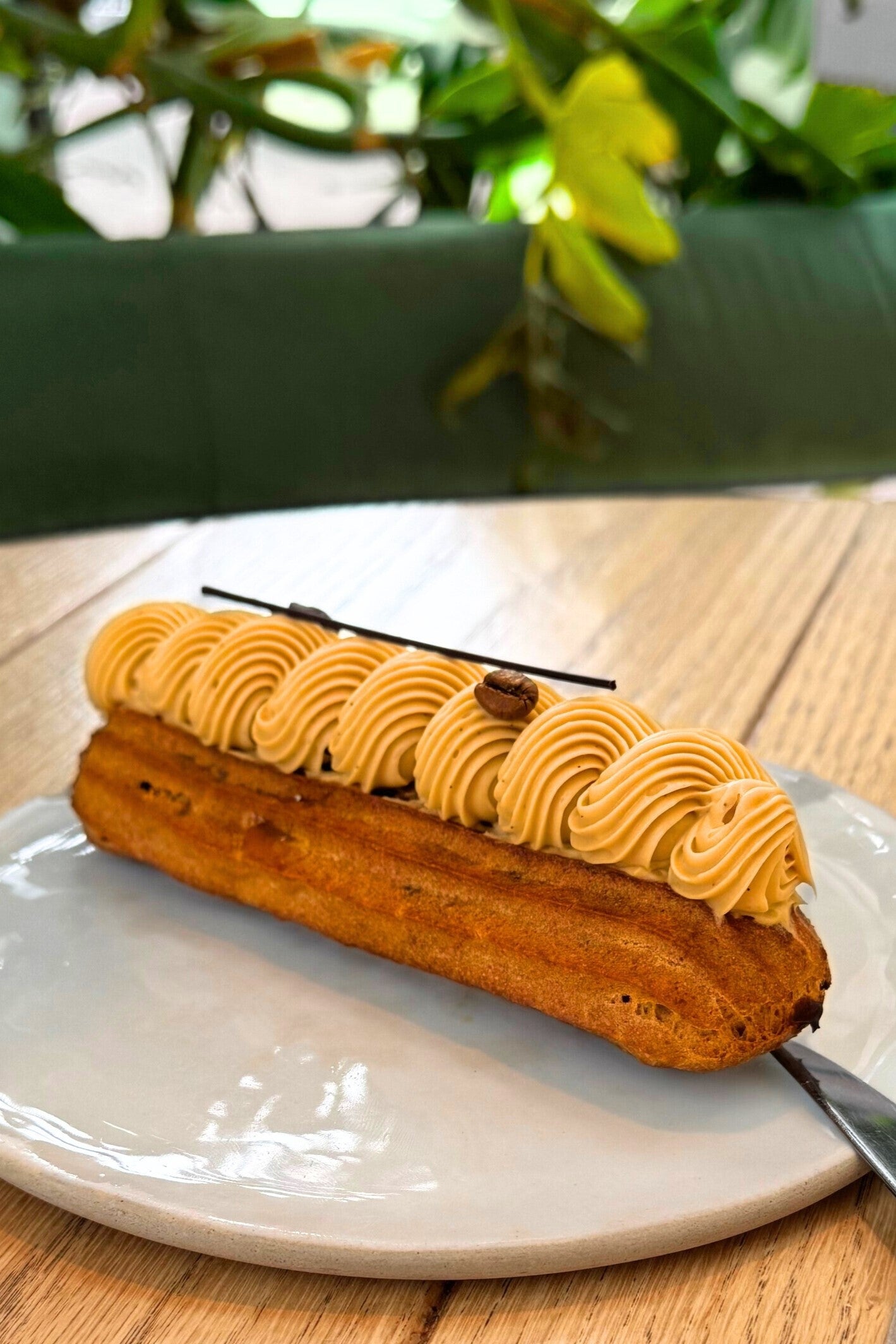 Eclair Dulce Latte